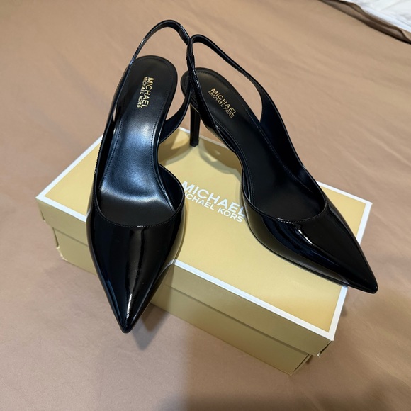 Michael Kors Glossy Black Heels - Picture 4 of 8